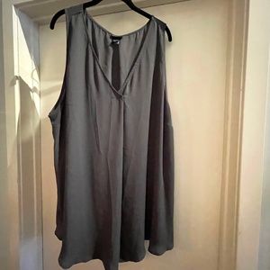 Torrid V neck Gray tank top Size 4
